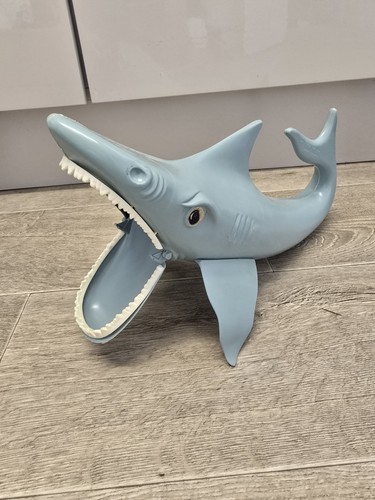 Vtg 1975 The Game of Jaws Shark Body - And Pieces Ideal Toy Co. 100% Complete - Picture 6 of 11