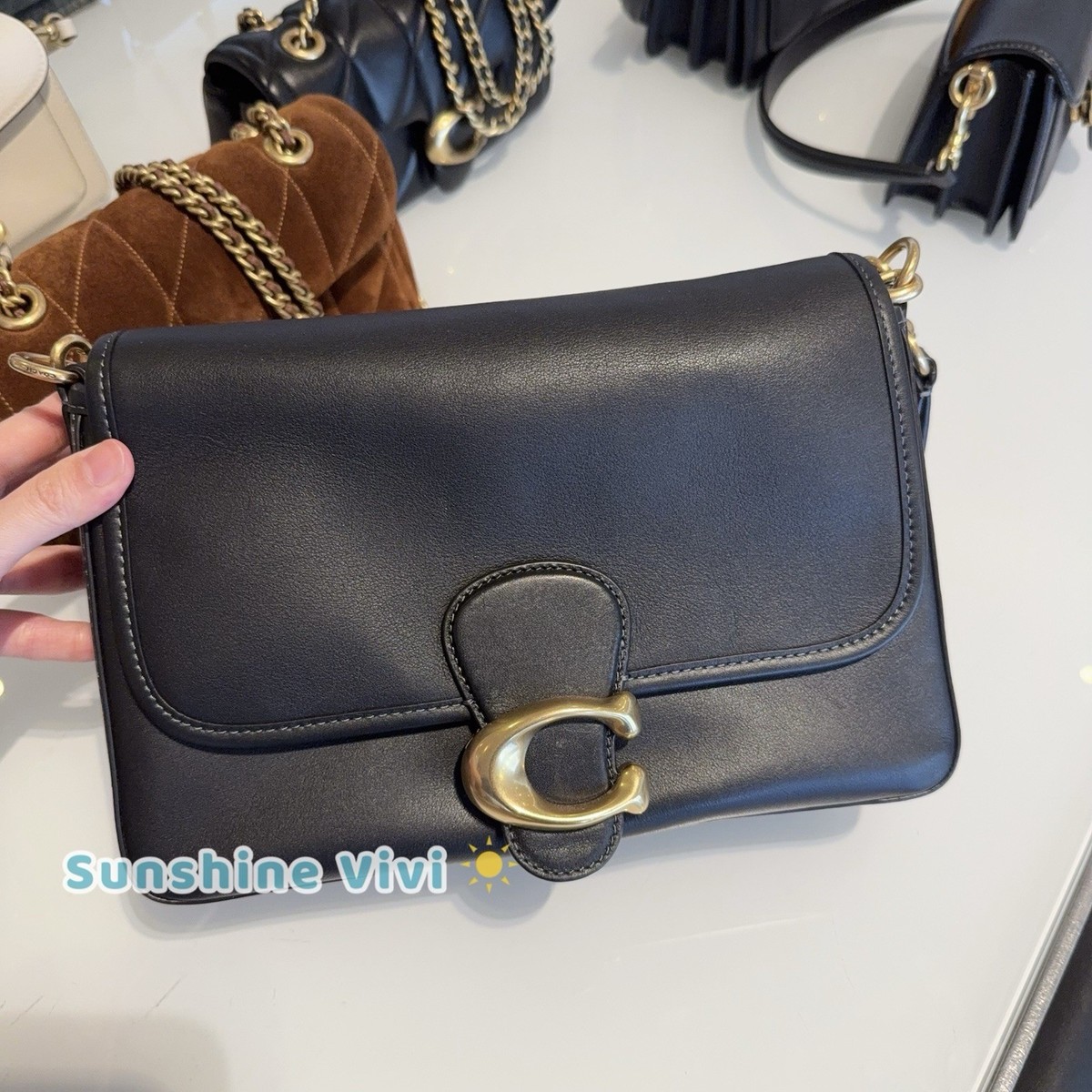 Coach Soft Calf Leather Tabby Shoulder Bag - Black for sale  display picture 1