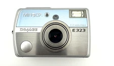 Minolta Konica DiMAGE E323 3.2 MP Digital Camera - Silver