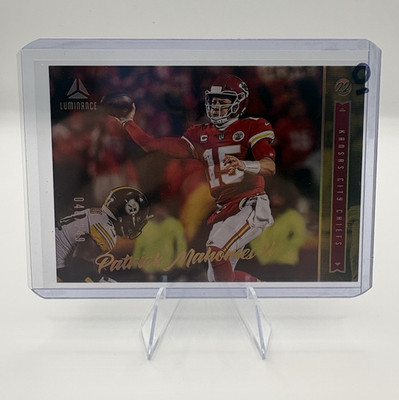 Panini 2022 Luminance Patrick Mahomes II /249#76 Kansas City Chiefs
