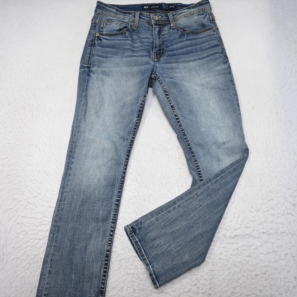 Jeans BKE Hebilla Jake Pierna Recta Elastizados Denim Azul Para Hombre Talla 32 x 30 Foto 2 de 4