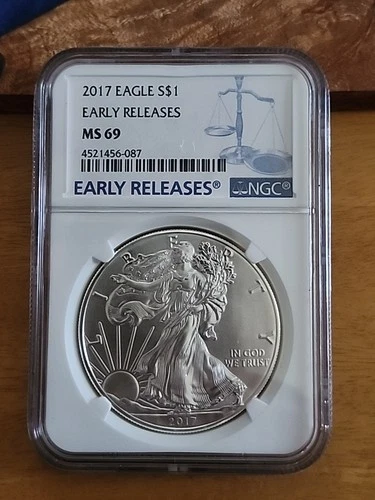 2017 * NGC * Silver Eagle S$1 * MS69 * EARLY RELEASES *