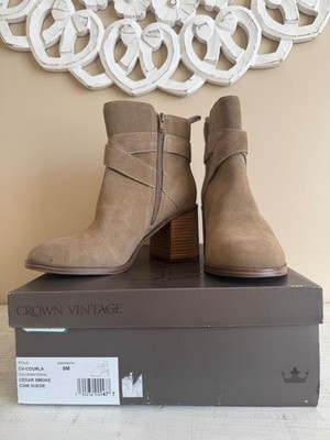 Women's Courla Ankle Suede Booties Cedar Smoke 8M size / NEW