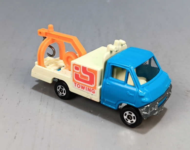Caminhão de reboque Tomica TOYOTA DYNA fundido - Imagem 2 de 4