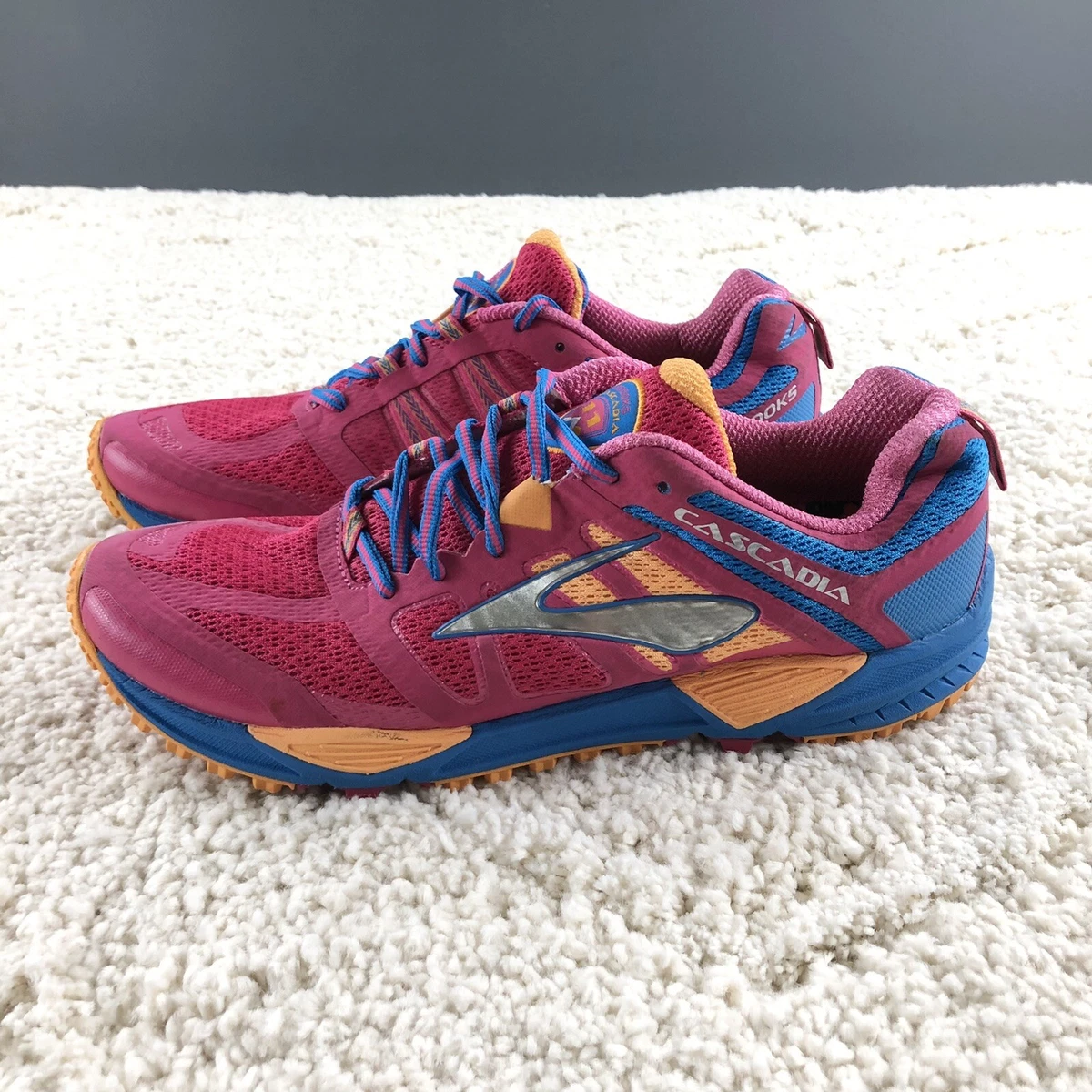 Brooks cascadia 11 sales womens gold