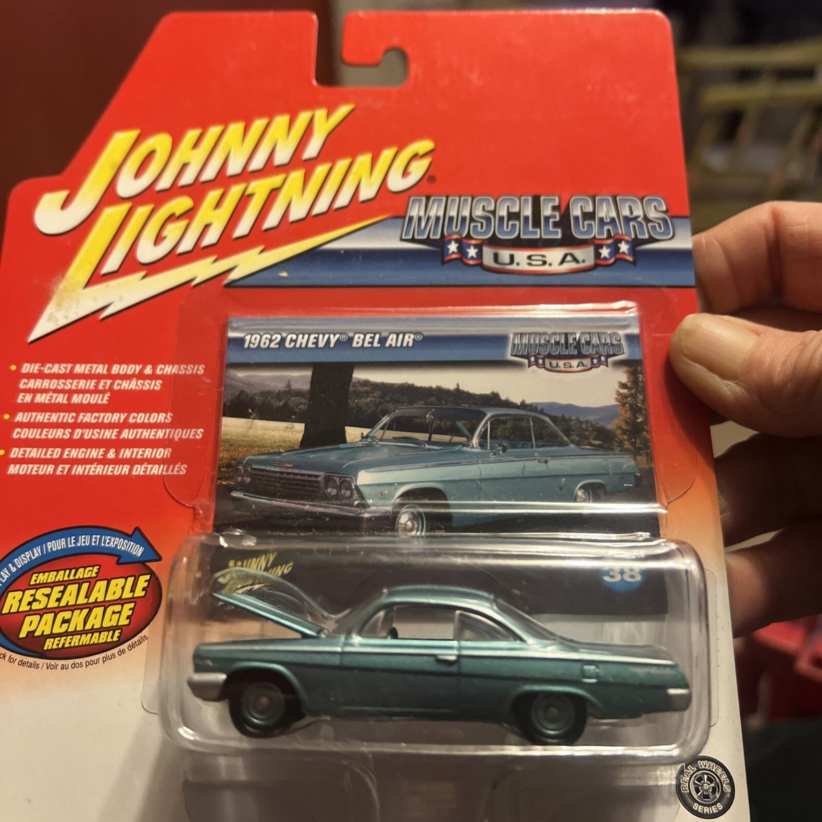 Johnny Lightning Baja Classique 1970 – Diecast Bleu Foncé, échelle 1:64