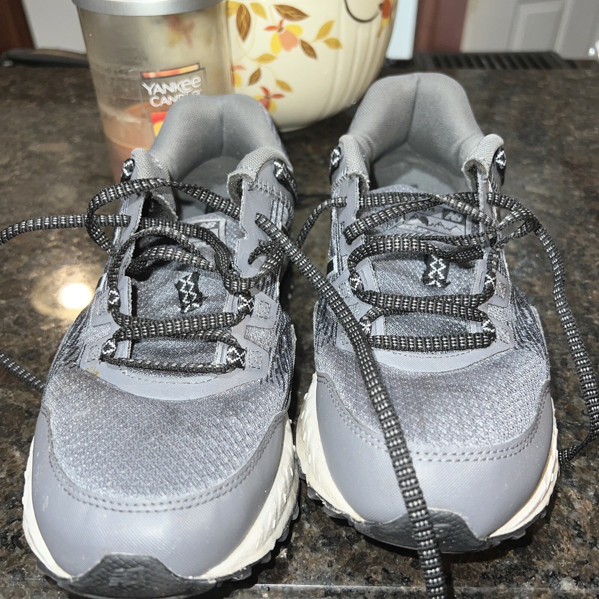 New Balance 410 Womens Size Trail Running Shoes WT410L08