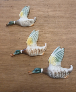 Keele street pottery Flying Ducks set vintage
