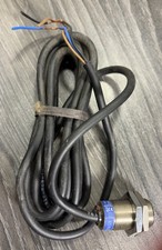 Telemecanique XS1N18PA349 Inductive Sensor M1...