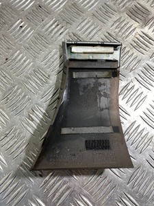 Volkswagen Touareg II 2011 Vorne links Beplankung Zierleiste Kotflügel APL24376