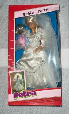 Vintage Petra Bride #2122 NRFB  Fashion Doll Barbie