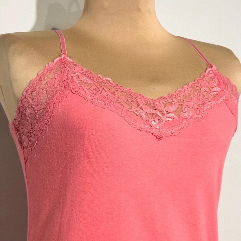 Camiseta sin mangas Y2K Charlotte Russe Cami Top ribete de encaje correa de espagueti rosa coral grande Foto 2 de 4