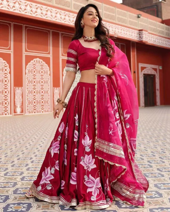 Lahanga shop chunri saree