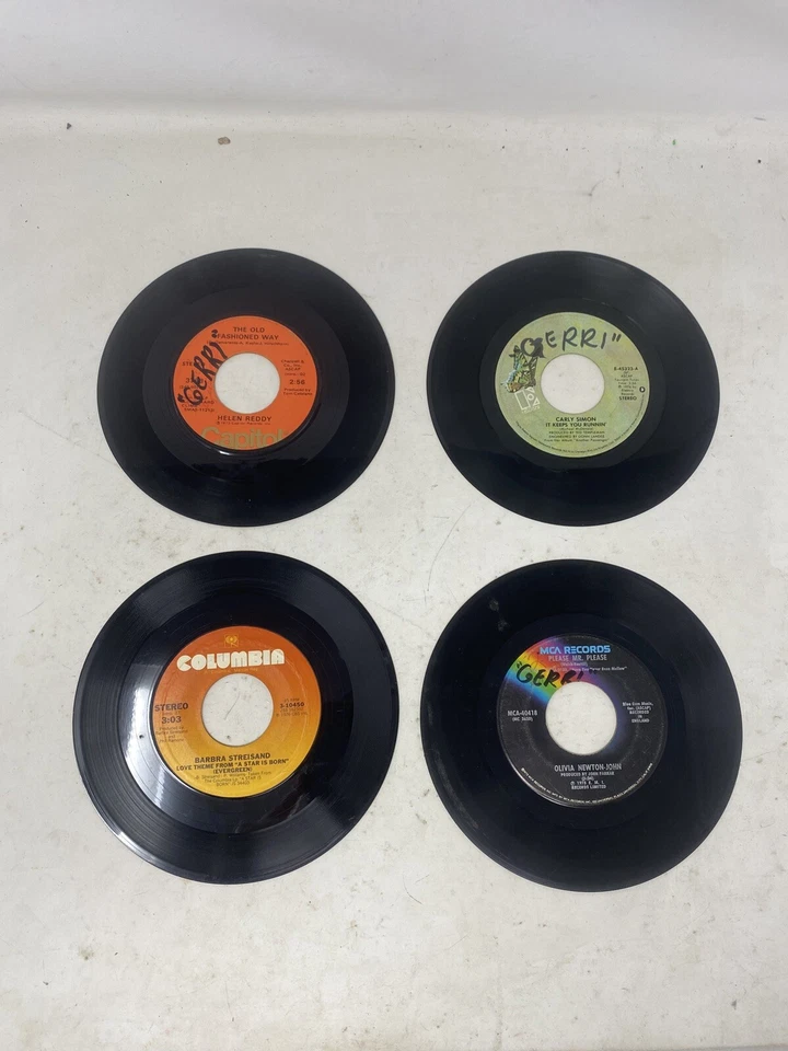 Lot 4 70s Female 45s-Barbra Streisand Carly Simon Helen Reddy Olivia Newton John Foto 2 de 4