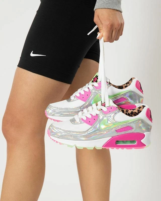 Verzorgen Koel Boren Nike Air Max 90 LX Trainers Unisex IRIDESCENT Pink Animal Print | eBay