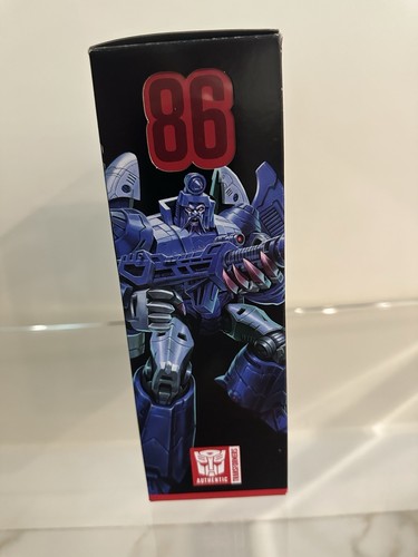 Figura Transformers Studios Series Voyager Class 2021 86 Sweep 7" - Imagen 3 de 5