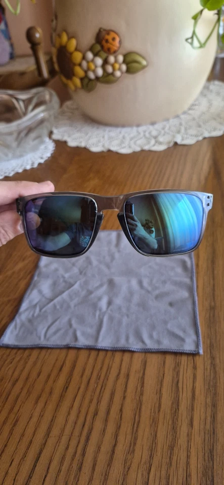 Oakley Holbrook XL, foto 2 di 5