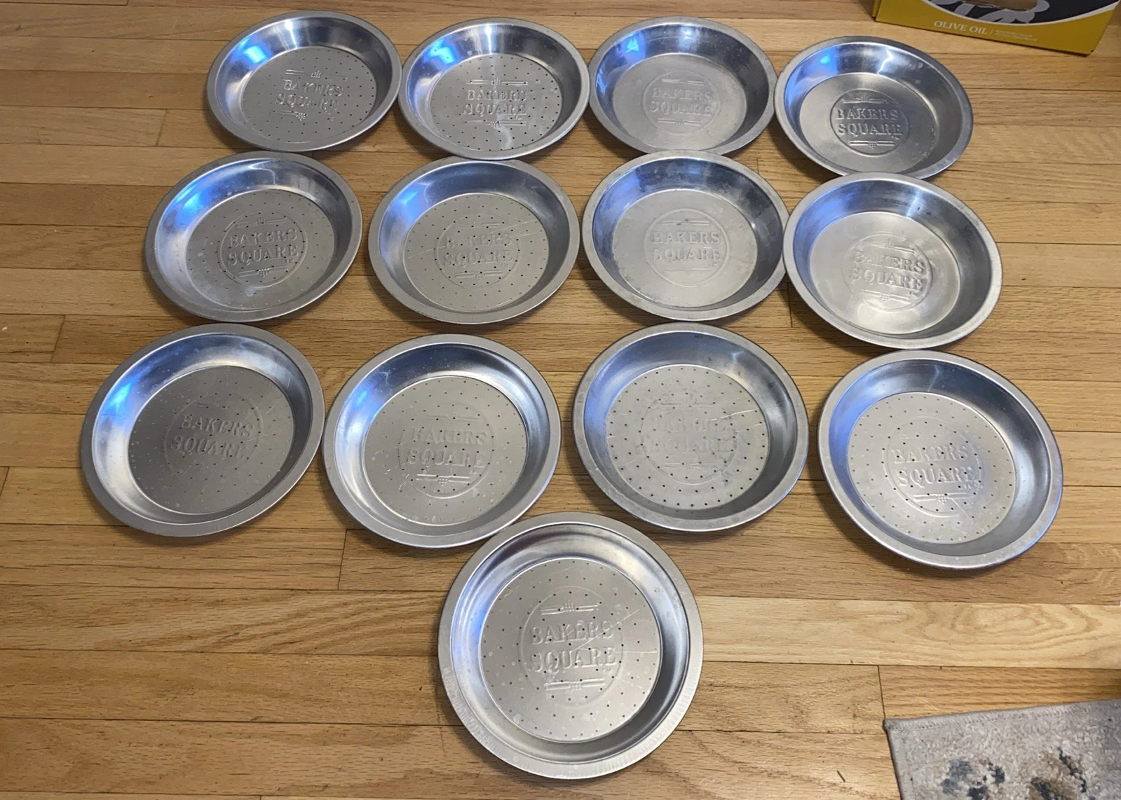 Bakers Square Vintage 9” Aluminum Pie Tin Plate Set of 13 – Used
Opens in a new window or tab