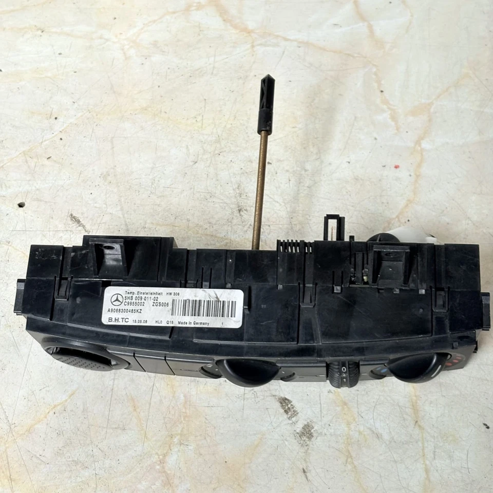 MERCEDES SPRINTER W906  HEATER CLIMATE CONTROL PANEL A9068300485KZ - Image 4 of 4