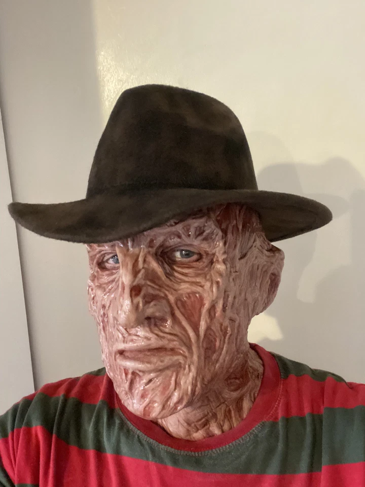 Freddy Krueger Platinum Silicone Mask and left hand plus Fedora Hat. Elm street. - Image 2 of 4