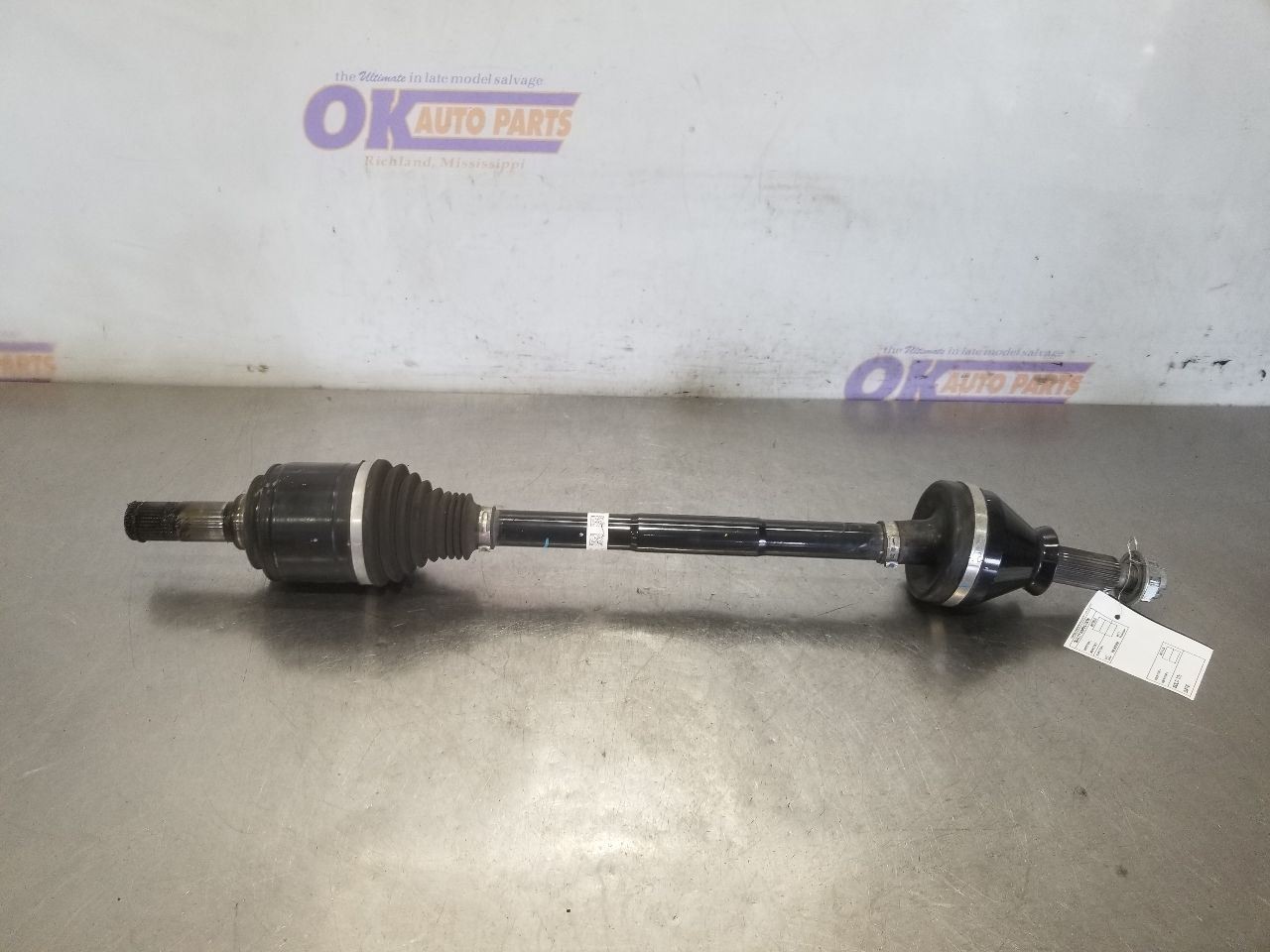 Maserati Levante REAR+RIGHT Axle shaft