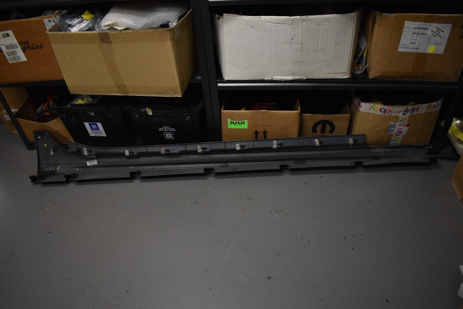 2015-2017 MASERATI GHIBLI LEFT SIDE ROCKER MOLDING FACTORY OEM