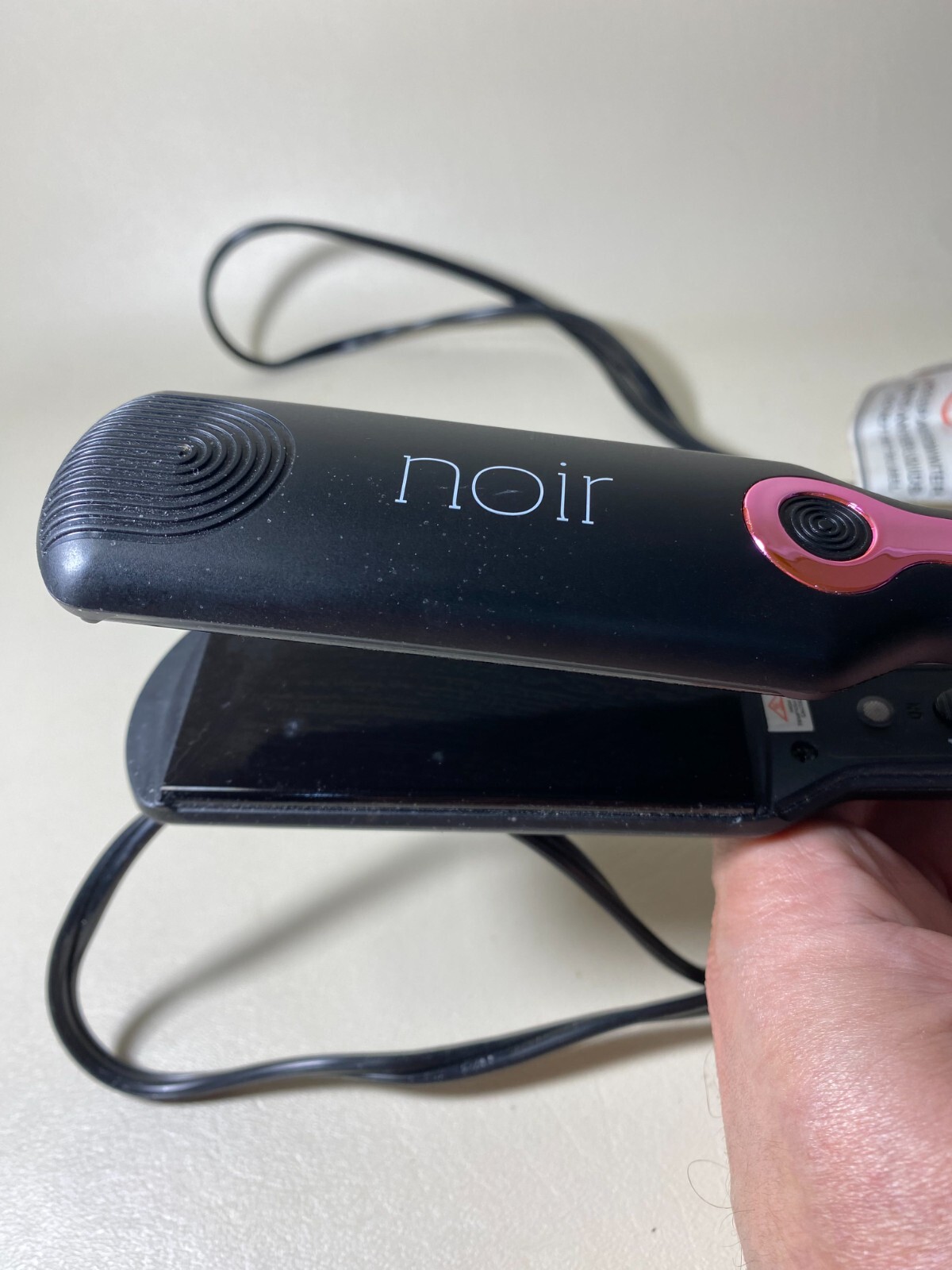 Noir Feather Light Ceramic Ionic 1.25" Hair Straighter Iron Black Fuchsia U38B