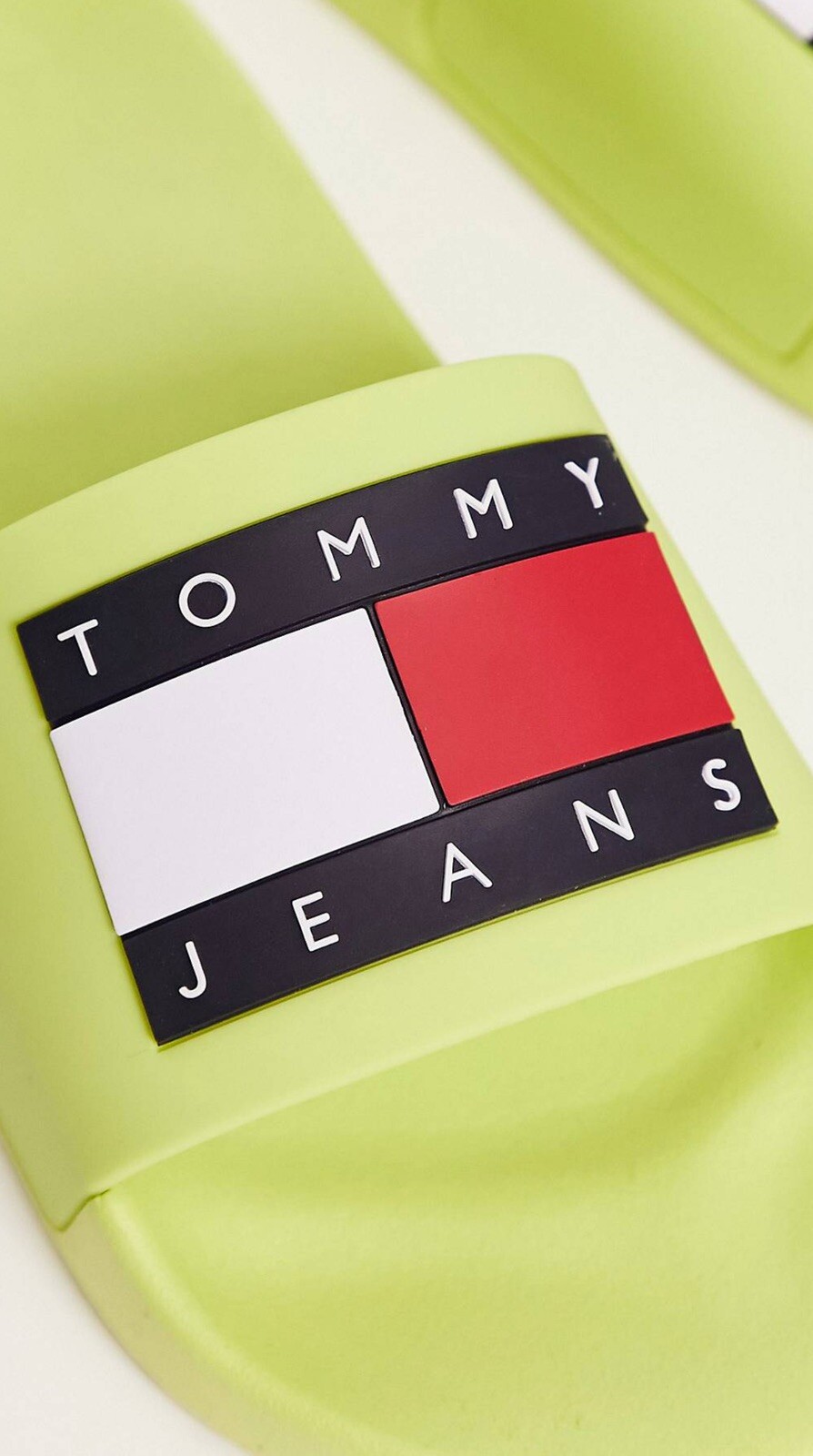 TOMMY JEANS ESSENTIAL CONTOURED POOL SLIDES Size 6 1/2 UK image 2