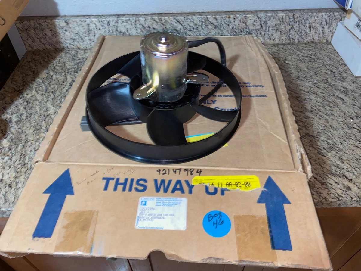 OEM GM Fan And Motor Assembly 92147984 HOLDEN COMMODORE VZ V6  