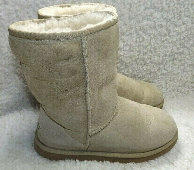ugg beige ugg beige