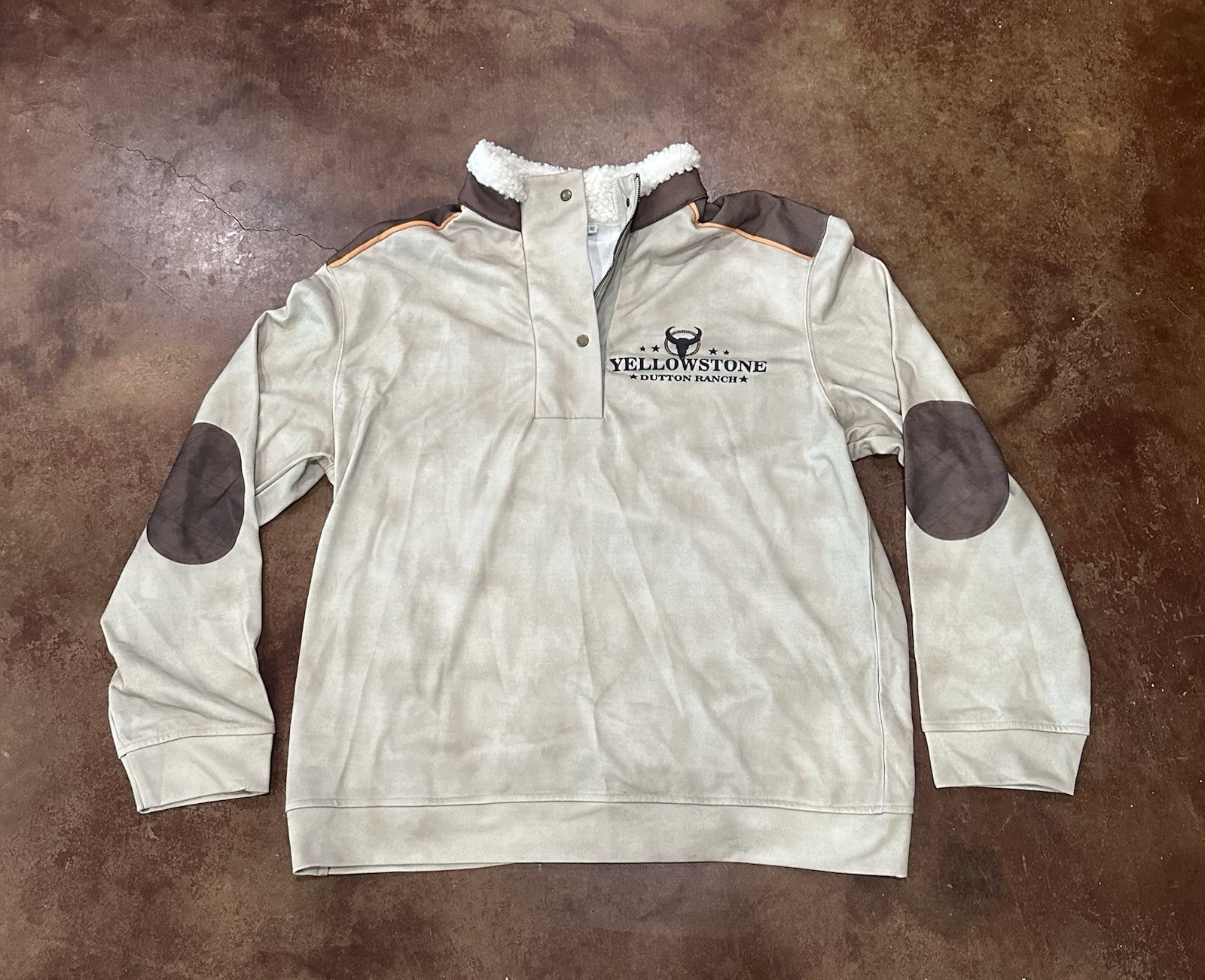 Yellowstone Large Pullover Dutton Ranch Cream Thi… - image 1