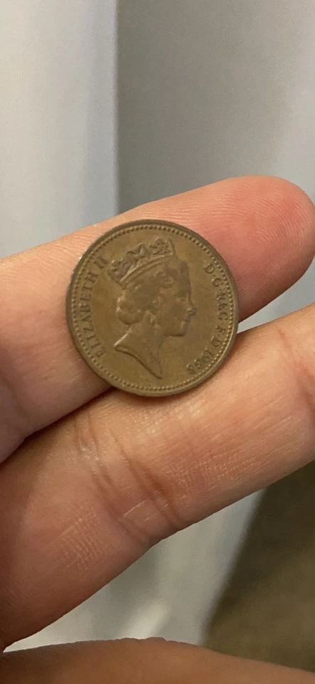 Ultra Rare Error 1p Coin. Queen Elizabeth II. Valuable - Image 2 of 2