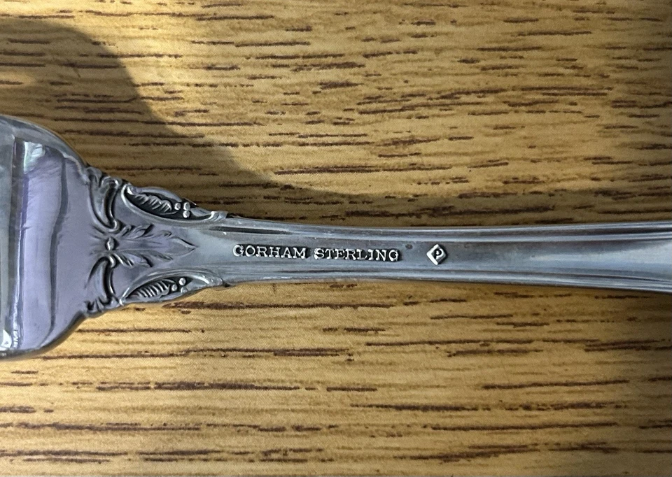 Обеденная вилка Gorham KING Edward из чистого серебра размер 7 1/2 дюйма без монограммы - Изображение 3 из 3