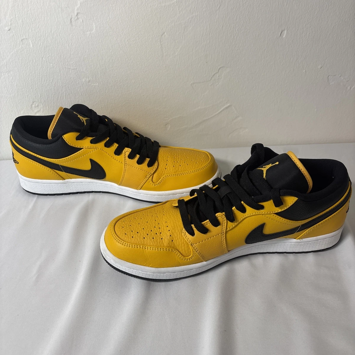 Jordan 1 Low Black University Gold for Sale | Authenticity