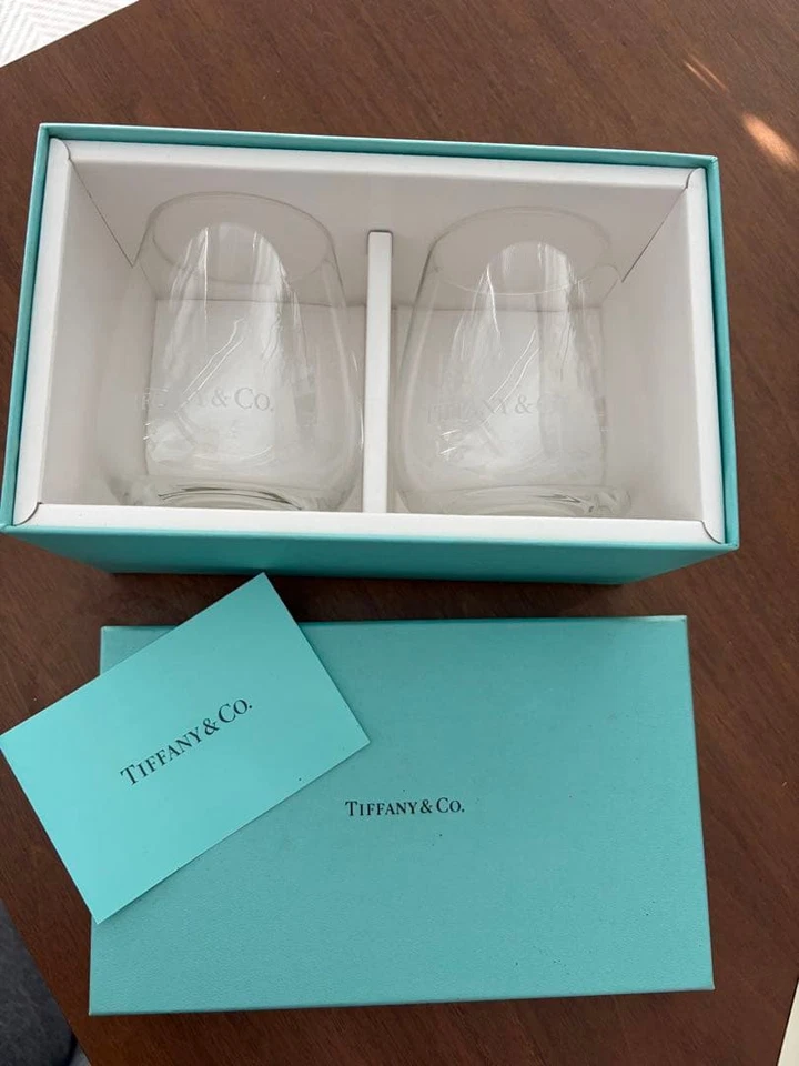 Paire de lunettes avec logo Tiffany & Co du Japon - Photo 1/4