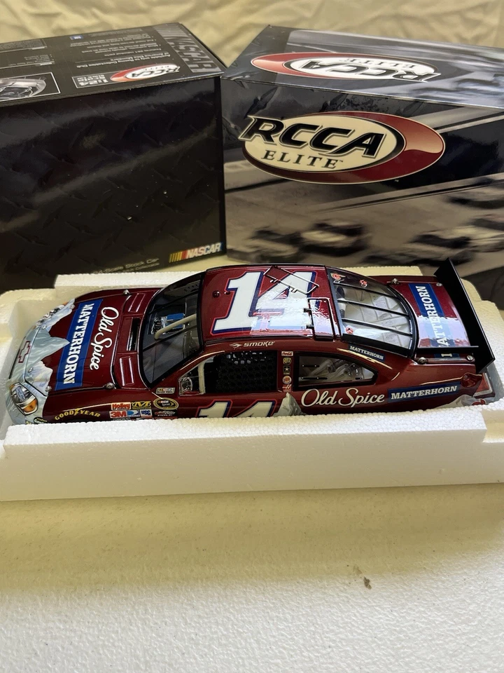 Tony Stewart #14 Old Spice Matterhorn 2010 Impala Elite 128/314 Foto 2 de 4