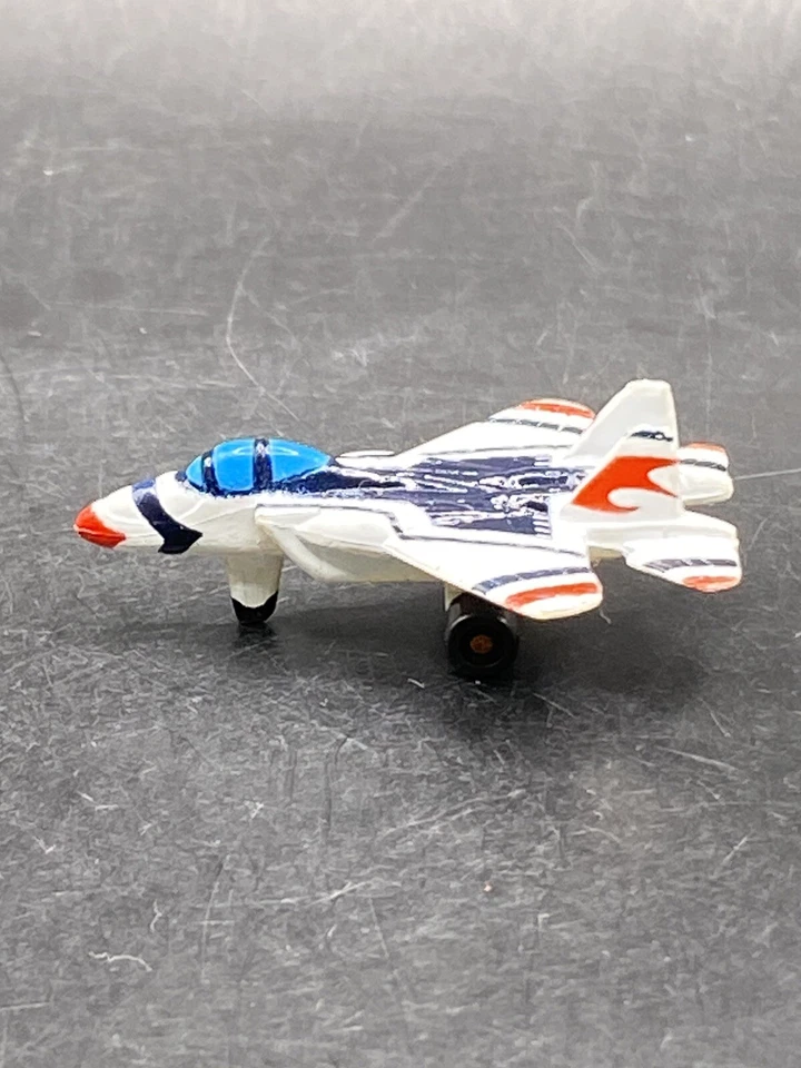 Micro Máquinas Galoob F-15 Eagle Avión de combate Avión militar Juguete de colección Foto 4 de 4