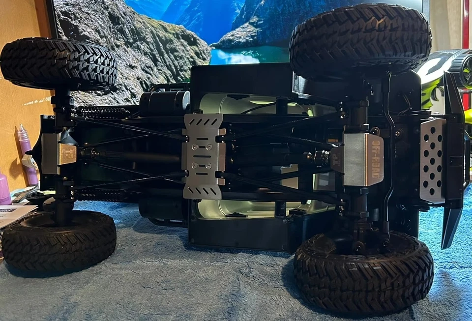 FMS 1/10 Atlas RC Car Metal Upgrade Stainless Steel Chassis Armor Spare Parts - Image 2 of 4