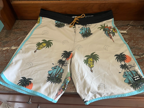 Billabong Performance Boardshort Recycler Lo Tide Size 31 NICE