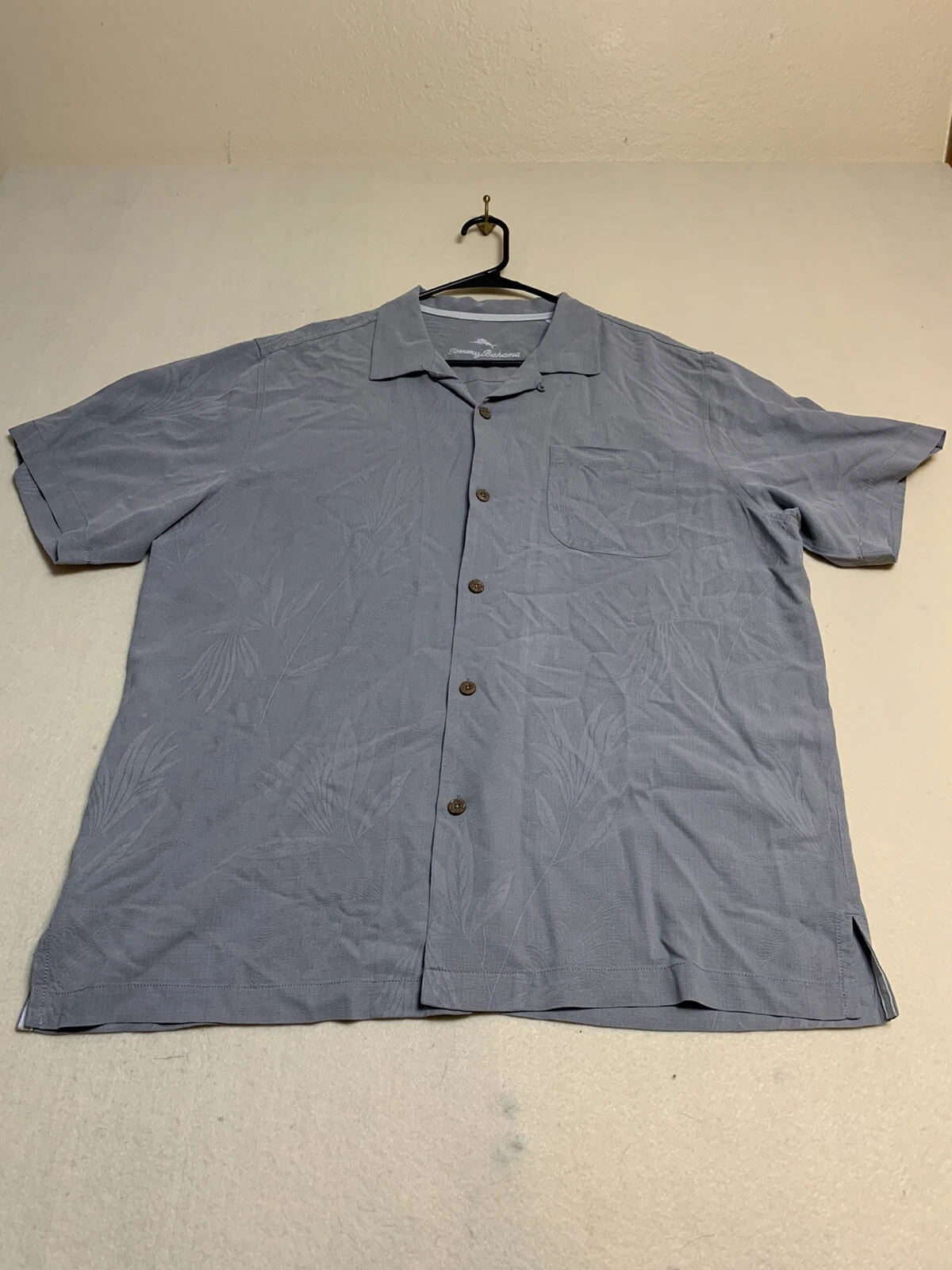 Tommy Bahama Shirt Size L Mens Gray Short Sleeve Silk Hawaiian Wood Button