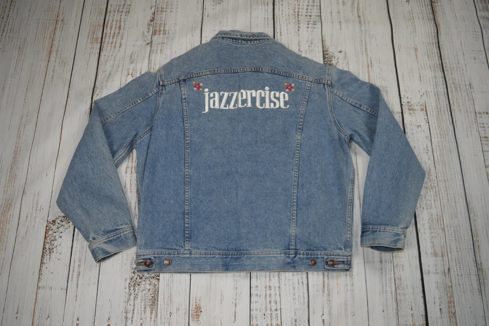 CHAQUETA DE CAMIONERO DE MEZCLILLA BORDADA JAZZERCISE DE COLECCIÓN AÑOS 80 RARA GRANDE L FLORES ROPA DE GIMNASIO Foto 2 de 4
