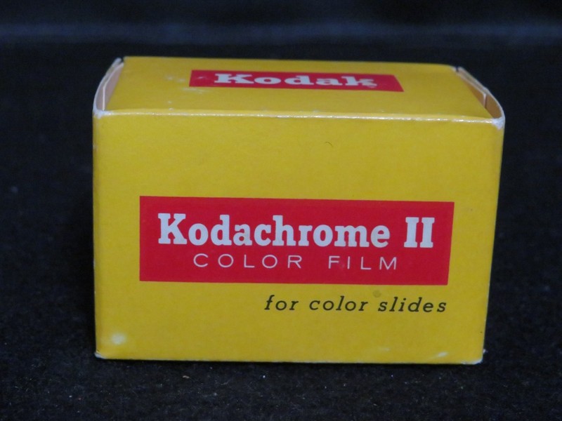 KODAK KODACHROME II ~ K 135-36 COLOR FILM ~ FOR COLOR SLIDES ~ SEALED ~ EXP. MAY