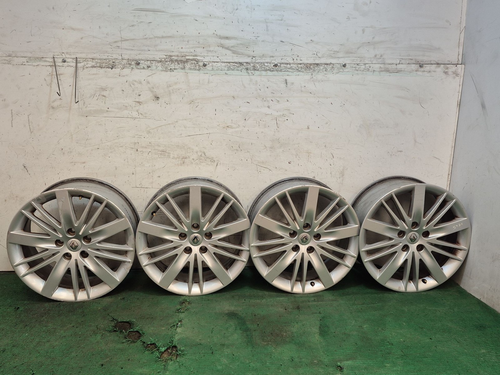 403000045R RIMS SET / 403000045R / 403000045R / 827660 FOR RENAULT LAGUNA III B