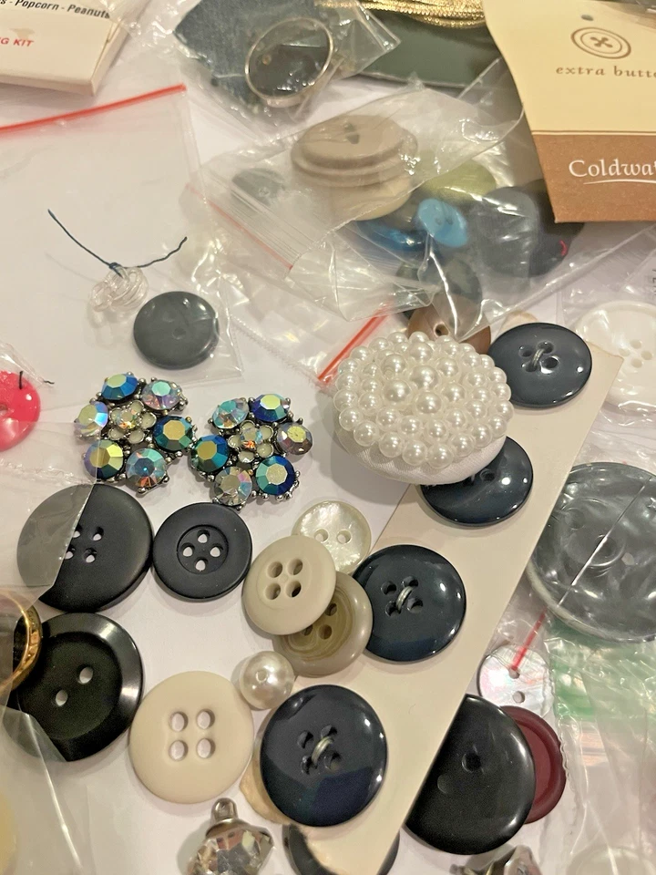 Buttons Vintage and New Button Lot All Sizes and Colors - Image 2 of 4