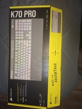 Teclado mecánico óptico para juegos Corsair K70 Pro RGB, blanco (RGP0134) -