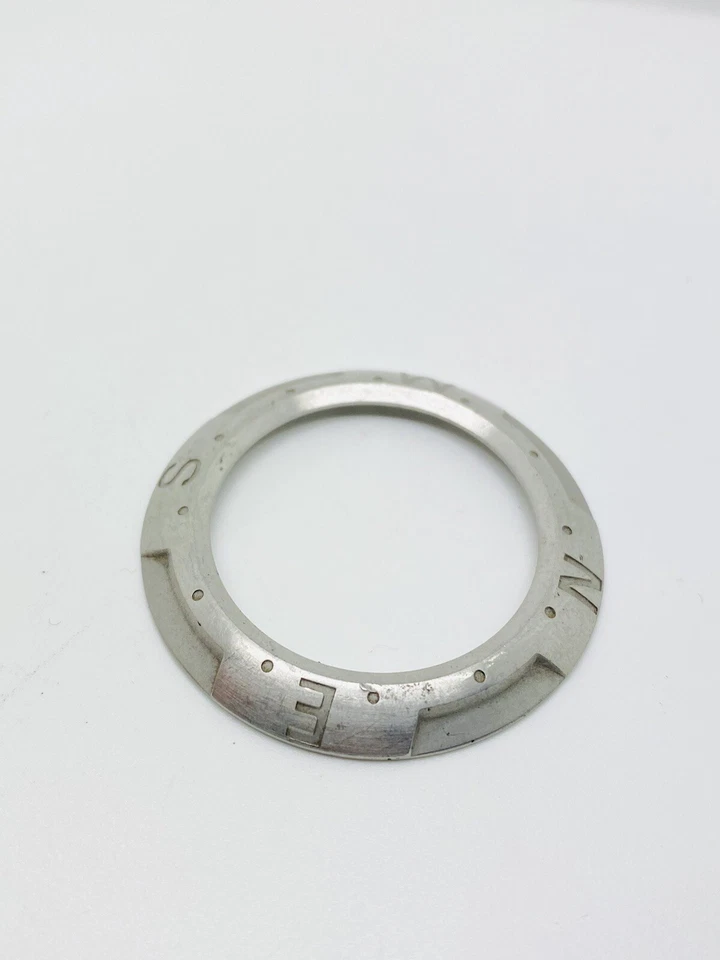 Bisel original Tissot T-Touch Titanium Z253/353 40 mm Foto 2 de 4