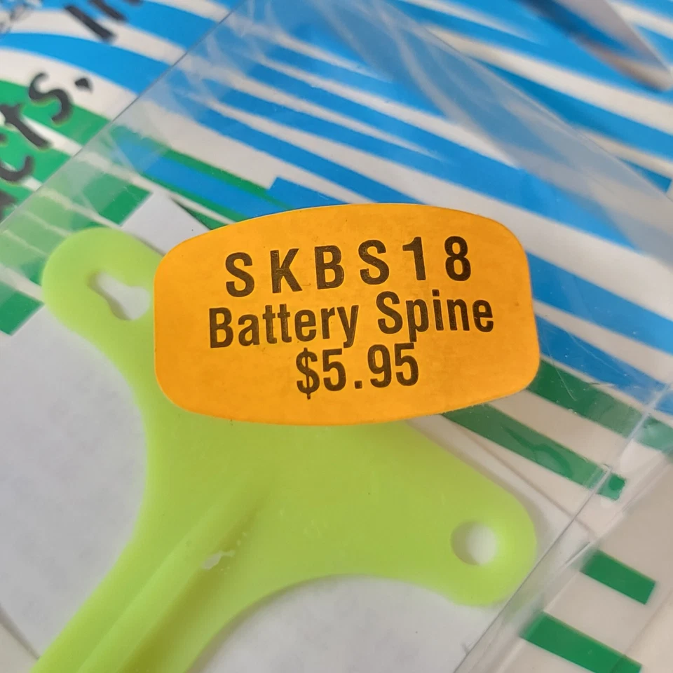 Vintage S And K Battery Spine RC10 RC10T Fluorescent Yellow/Green Reedy Trinity  - Image 2 of 4