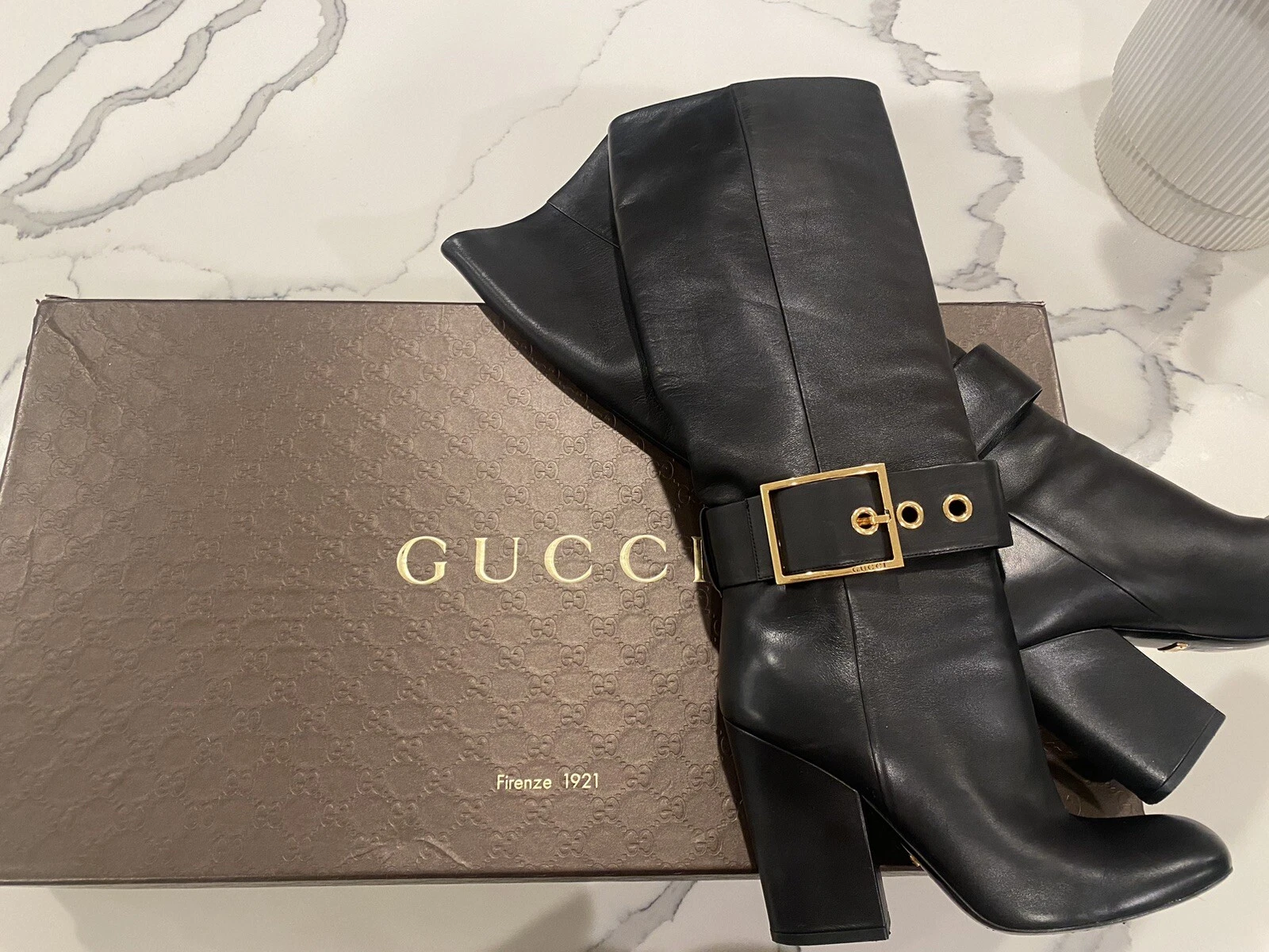 Boucle en cuir noir bottes Gucci Kesha talons hauts 37, US 7