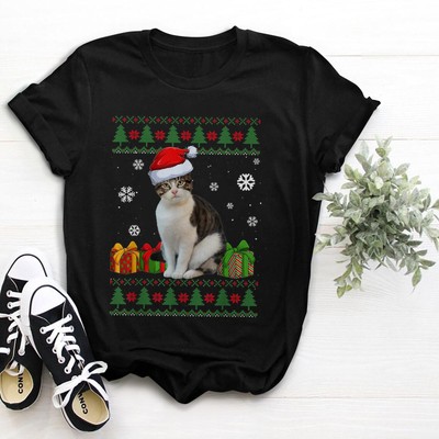 Funny Cat lovers Cute Cat Santa Hat Ugly Christmas T-Shirt