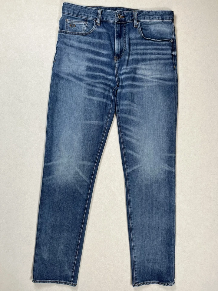 Pantalones de mezclilla Armani Exchange AX para hombre J13 ajustados azules 33x32 descoloridos elásticos Foto 2 de 4
